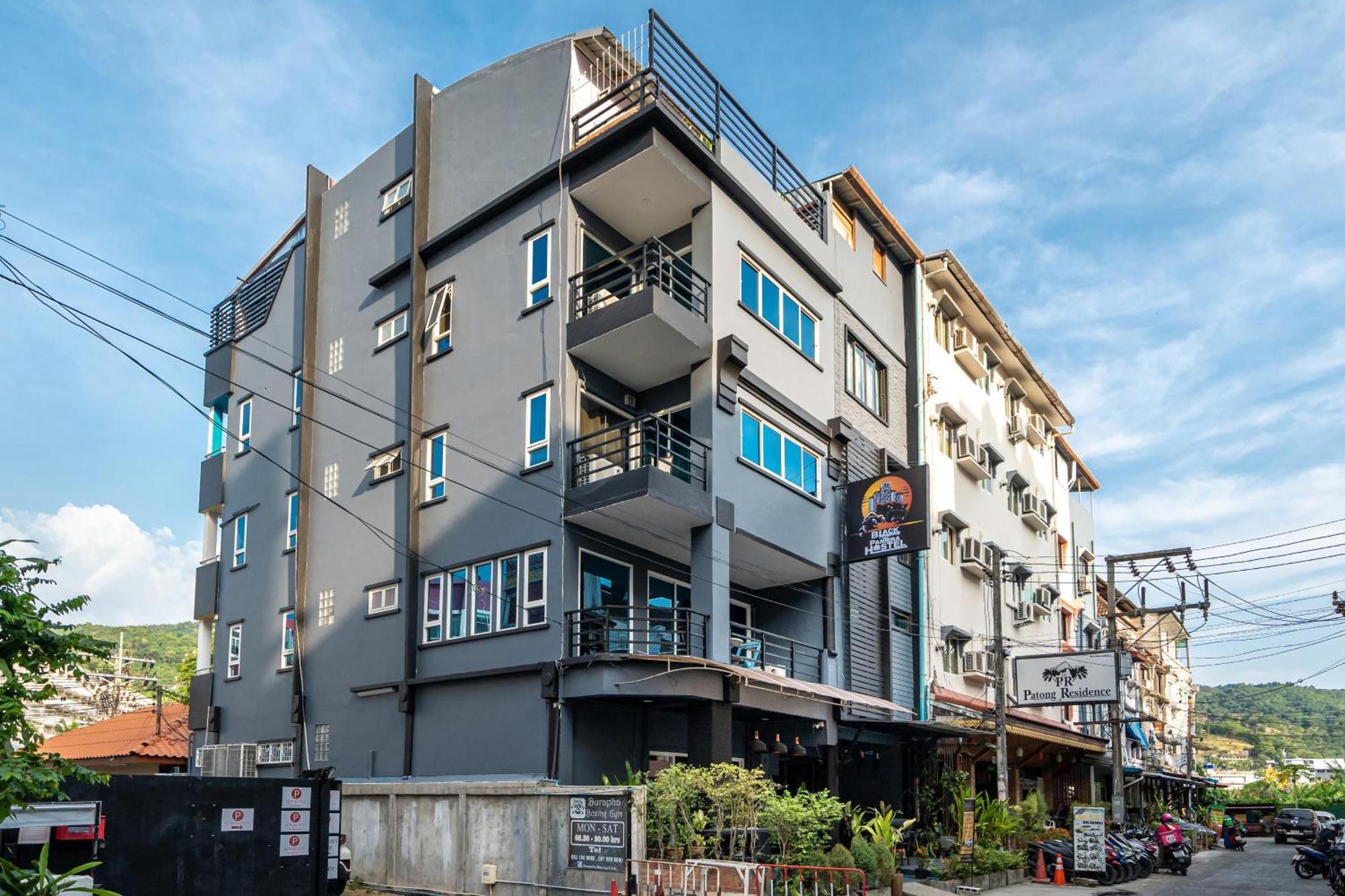 Black Pantera Hostel Patong Exterior photo